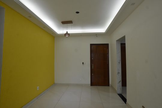 Sala de apartamento à venda com 2 quartos, 78m² em Vila Valqueire, Rio de Janeiro