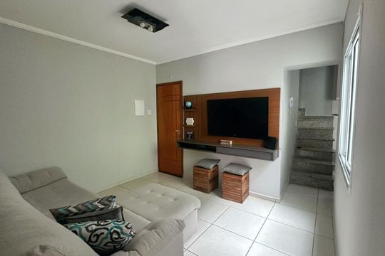 Sala de apartamento à venda com 2 quartos, 110m² em Jardim Santo Antônio, Santo André