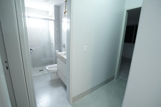Apartamento à venda com 3 quartos, 67m² em Jardim Ana Lúcia, Goiânia