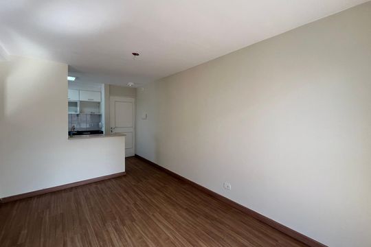 Sala de apartamento para alugar com 2 quartos, 49m² em Vila Santa Luzia, São Paulo