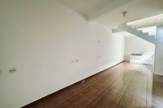 Sala de casa para alugar com 3 quartos, 100m² em Jardim Doraly, Guarulhos