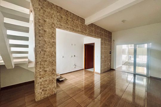 Sala de casa para alugar com 3 quartos, 100m² em Jardim Doraly, Guarulhos