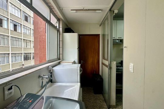Área de serviço de apartamento à venda com 3 quartos, 95m² em Santo Antônio, Belo Horizonte