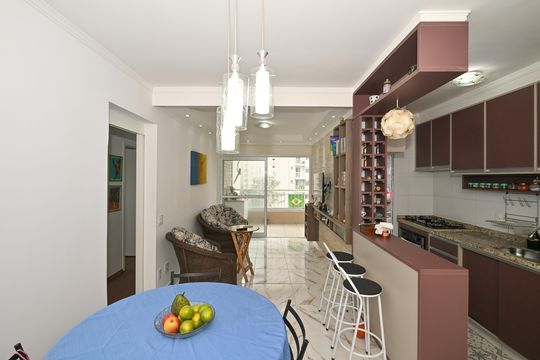 Sala de apartamento à venda com 3 quartos, 82m² em Jardim Umarizal, São Paulo