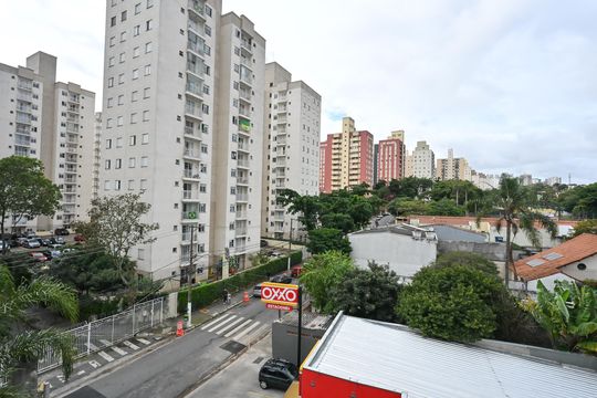 Vista de apartamento à venda com 3 quartos, 82m² em Jardim Umarizal, São Paulo