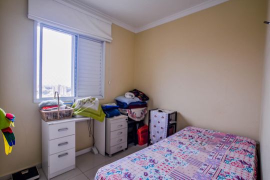 Quarto 1 de apartamento à venda com 2 quartos, 55m² em Vila Curuçá, Santo André