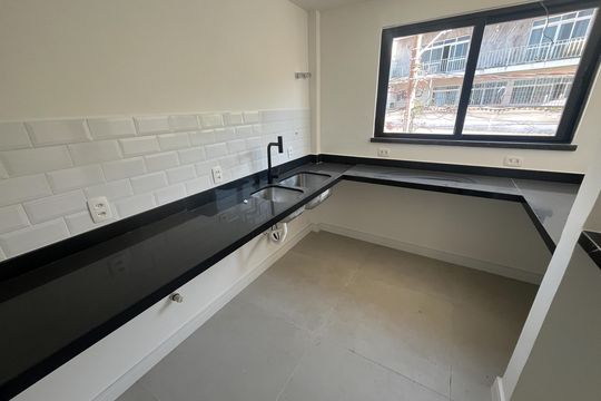 Cozinha de apartamento à venda com 2 quartos, 200m² em Jardim Guanabara, Rio de Janeiro