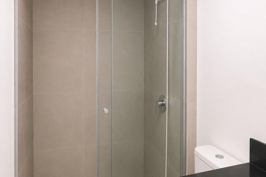 Banheiro de apartamento para alugar com 1 quarto, 30m² em Marechal Rondon, Canoas