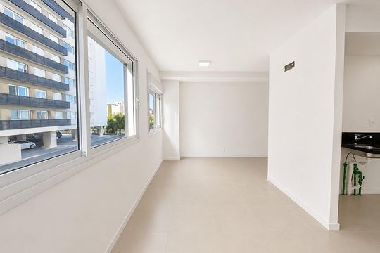 Sala / Cozinha  de apartamento para alugar com 1 quarto, 30m² em Marechal Rondon, Canoas