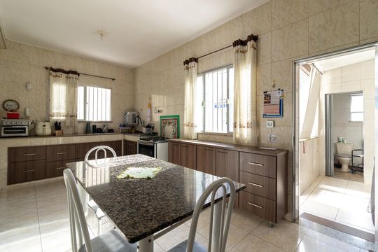 Cozinha de casa à venda com 3 quartos, 120m² em Realengo, Rio de Janeiro