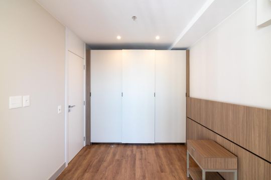 Quarto de apartamento para alugar com 1 quarto, 42m² em Indianópolis, São Paulo