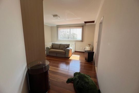 Casa de Condomínio para alugar com 4 quartos, 527m² em Granville, Juiz de Fora