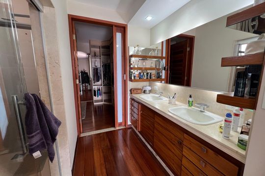 Casa de Condomínio para alugar com 4 quartos, 527m² em Granville, Juiz de Fora