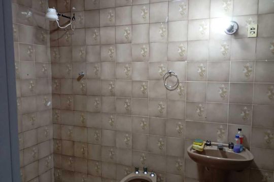 Banheiro de casa à venda com 3 quartos, 180m² em Centro , Campinas