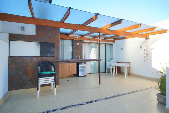 Cobertura de apartamento para alugar com 2 quartos, 130m² em Petrópolis, Porto Alegre