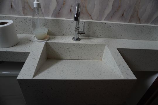 Apartamento à venda com 3 quartos, 68m² em Vila Carmosina, São Paulo