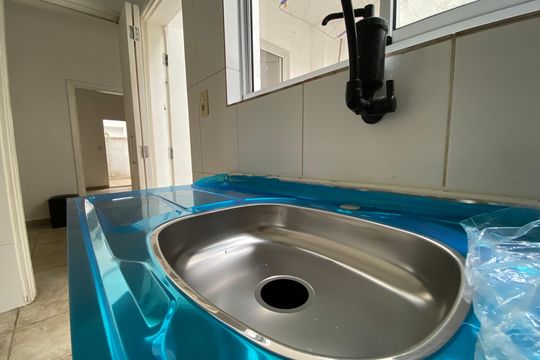 Cozinha  de apartamento à venda com 2 quartos, 1300m² em Barra Funda, São Paulo