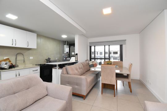 Apartamento à venda com 2 quartos, 75m² em Boa Vista, Curitiba