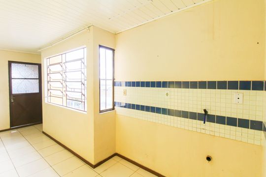 Cozinha de apartamento para alugar com 1 quarto, 40m² em Parque Marechal Rondon, Cachoeirinha
