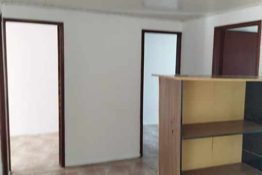 Sala de casa à venda com 3 quartos, 99m² em Uberaba, Curitiba