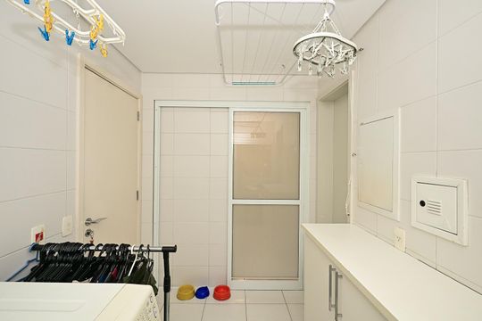 Área de Serviço  de apartamento para alugar com 3 quartos, 163m² em Vila Andrade, São Paulo