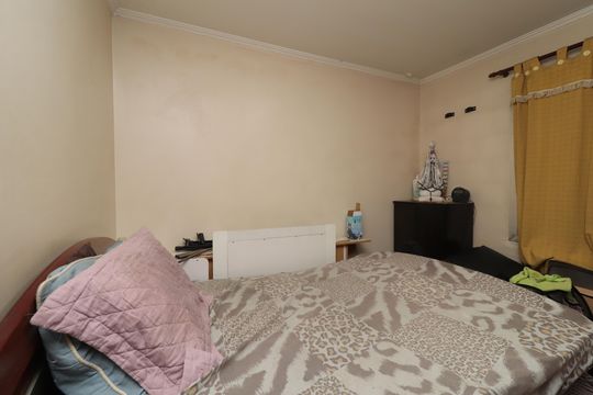 Quarto 2 de apartamento para alugar com 2 quartos, 52m² em Vila Carmosina, São Paulo