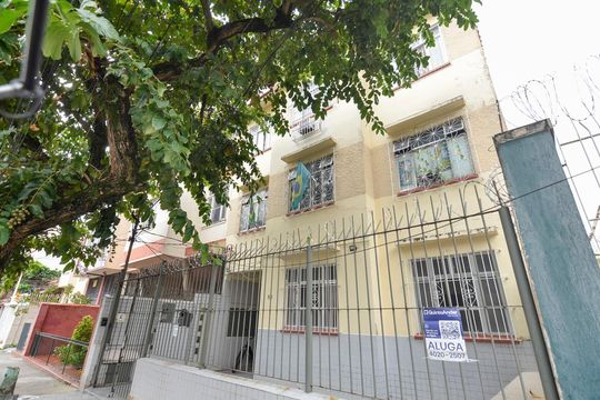 Fachada de apartamento para alugar com 2 quartos, 99m² em Rio Comprido, Rio de Janeiro
