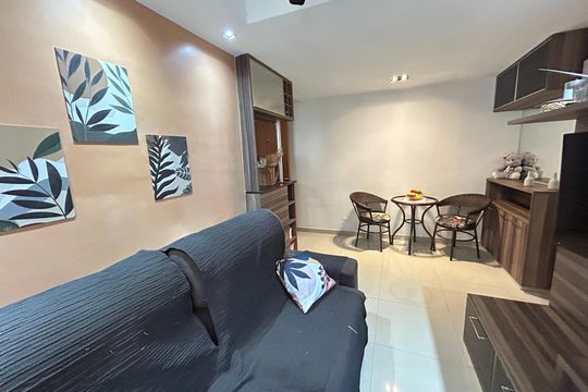 Sala de apartamento à venda com 2 quartos, 55m² em Todos Os Santos, Rio de Janeiro