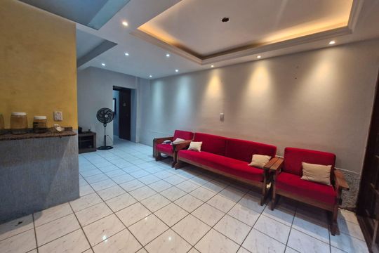 Sala de casa para alugar com 4 quartos, 137m² em Serraria, Porto Alegre
