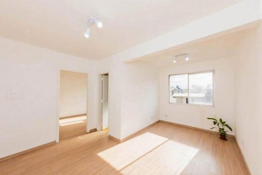 Apartamento para alugar com 1 quarto, 46m² em Farroupilha, Porto Alegre