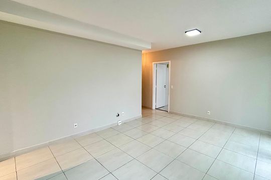 Sala de apartamento à venda com 4 quartos, 114m² em Vila Santo Antonio, Guarulhos