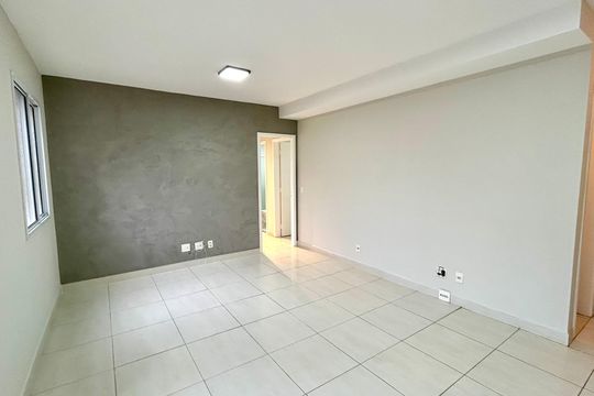 Sala de apartamento para alugar com 4 quartos, 114m² em Vila Santo Antonio, Guarulhos