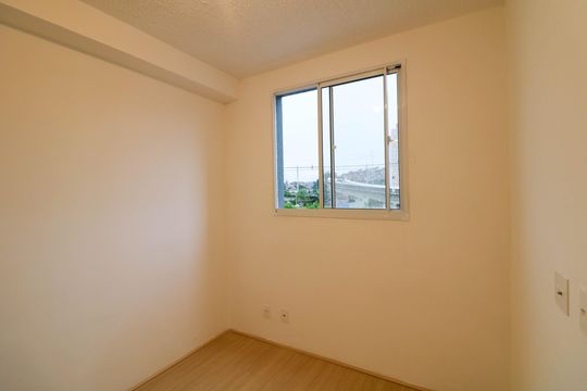 Quarto 1 de apartamento para alugar com 2 quartos, 38m² em Jardim São Luís, São Paulo