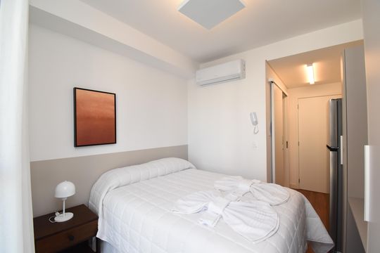 Kitnet/Studio para alugar com 1 quarto, 30m² em Centro, Curitiba