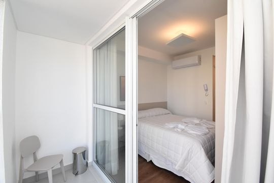 Sacada do Studio de kitnet/studio para alugar com 1 quarto, 30m² em Centro, Curitiba
