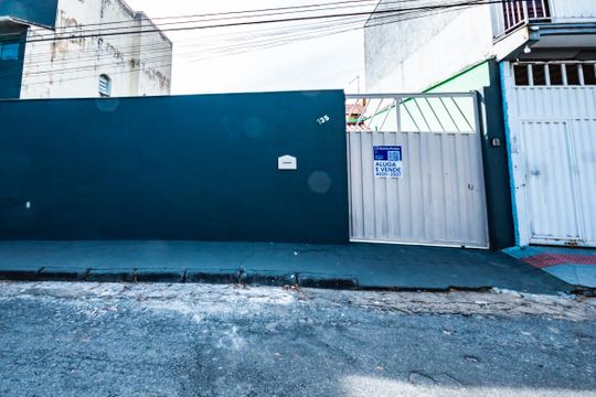 Casa para alugar com 2 quartos, 140m² em Jardim Leblon, Belo Horizonte