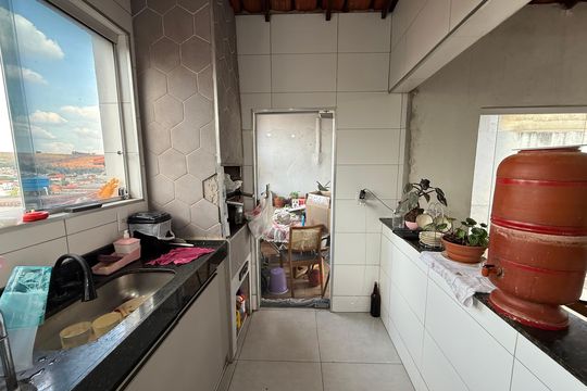 Cozinha de casa à venda com 3 quartos, 360m² em Coqueiros, Belo Horizonte