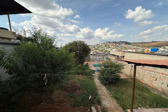 Área externa de casa à venda com 3 quartos, 360m² em Coqueiros, Belo Horizonte