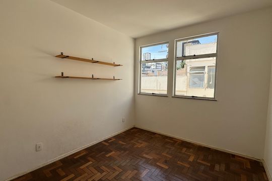 Quarto 2 de apartamento à venda com 3 quartos, 100m² em Anchieta, Belo Horizonte