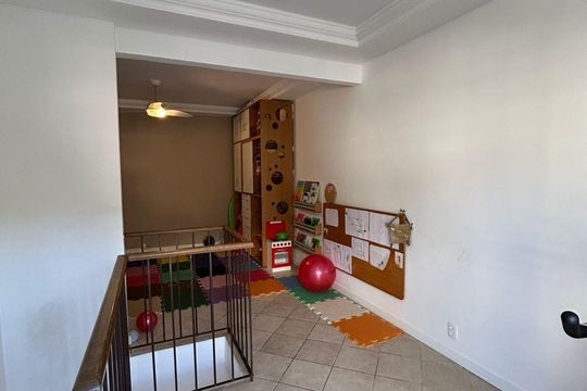 Apartamento para alugar com 4 quartos, 154m² em Nogueira, Petrópolis