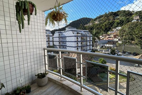 Apartamento para alugar com 4 quartos, 154m² em Nogueira, Petrópolis