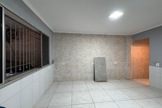 Casa para alugar com 2 quartos, 80m² em Vila Albertina, São Paulo