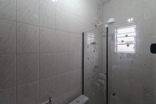 Banheiro de apartamento para alugar com 1 quarto, 20m² em Vila Maria Alta, São Paulo