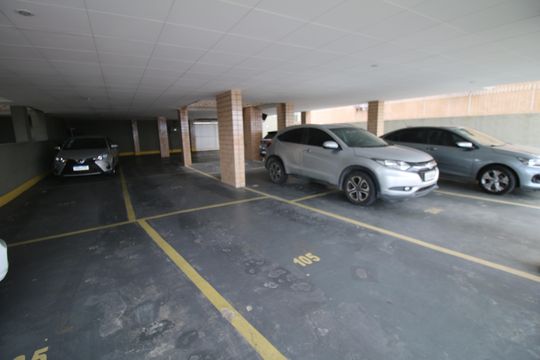 Garagem de apartamento à venda com 3 quartos, 142m² em Jardim Guanabara, Rio de Janeiro