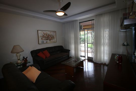 Sala de apartamento à venda com 3 quartos, 142m² em Jardim Guanabara, Rio de Janeiro