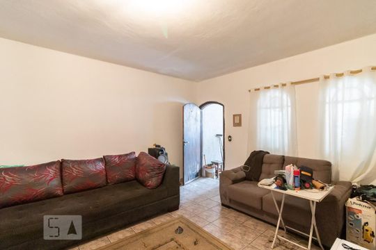 Sala de casa à venda com 3 quartos, 125m² em Vila Nhocuné, São Paulo