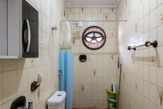 Banheiro de casa à venda com 3 quartos, 125m² em Vila Nhocuné, São Paulo