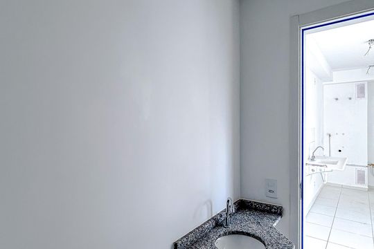Banheiro de apartamento à venda com 2 quartos, 36m² em Vila Esperança, São Paulo