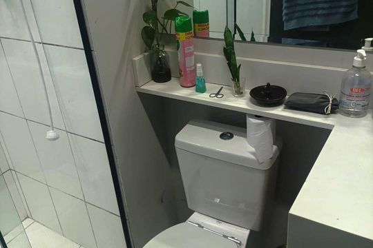 Banheiro de apartamento para alugar com 1 quarto, 27m² em Vila Butantã, São Paulo