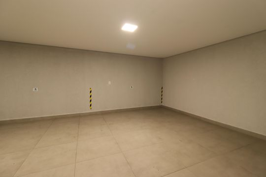 Garagem de apartamento à venda com 2 quartos, 98m² em Jardim das Maravilhas, Santo André